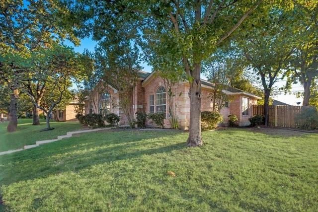Building Photo - 5520 Chimney Rock Dr