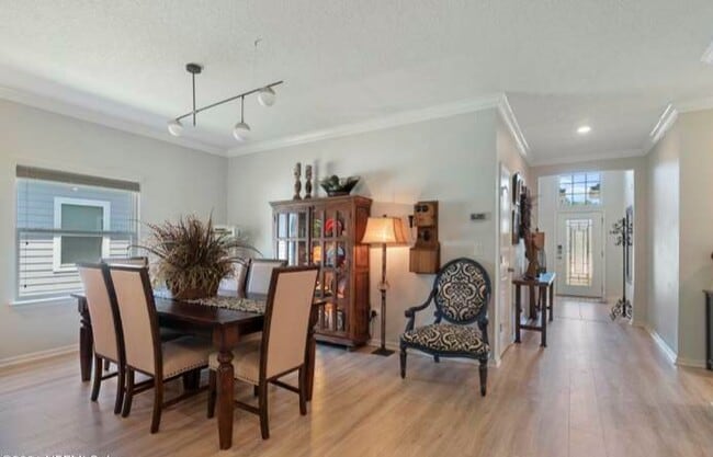 Building Photo - 2574 Las Calinas Blvd