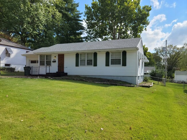 Building Photo - 1014 Bliss Dr