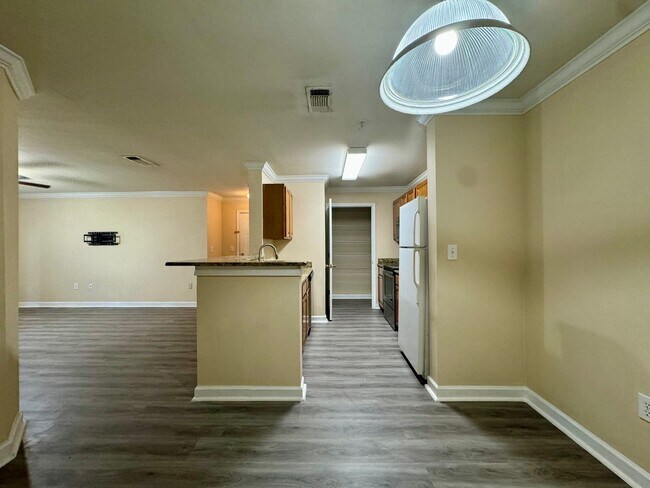 Foto del edificio - 18159 Sterling Gate Cir Building 9 Tampa, ...