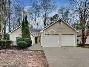 Building Photo - 4799 Lake Park Ter