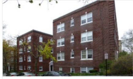 Foto del edificio - 24 Fairbanks St