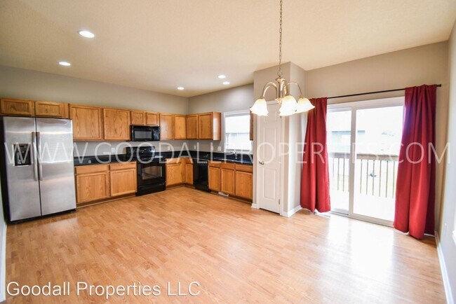Foto del edificio - 3 br, 2.5 bath House - 267 SE Booth Ave