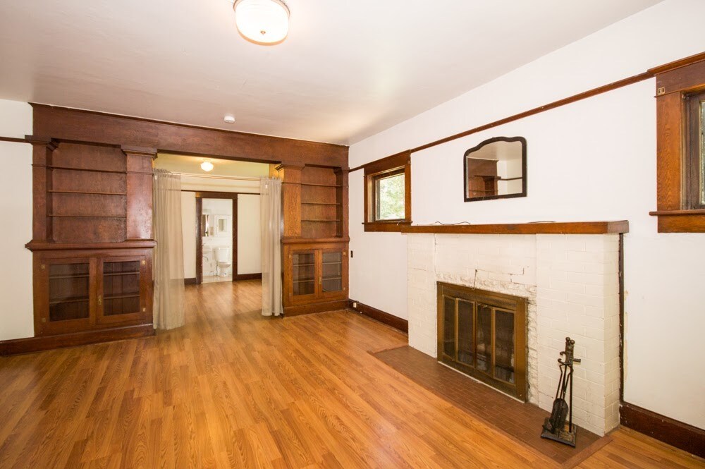 Primary Photo - 427 SW 5th St