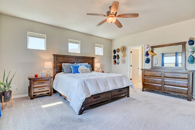 Building Photo - 8455 Mayfly Dr