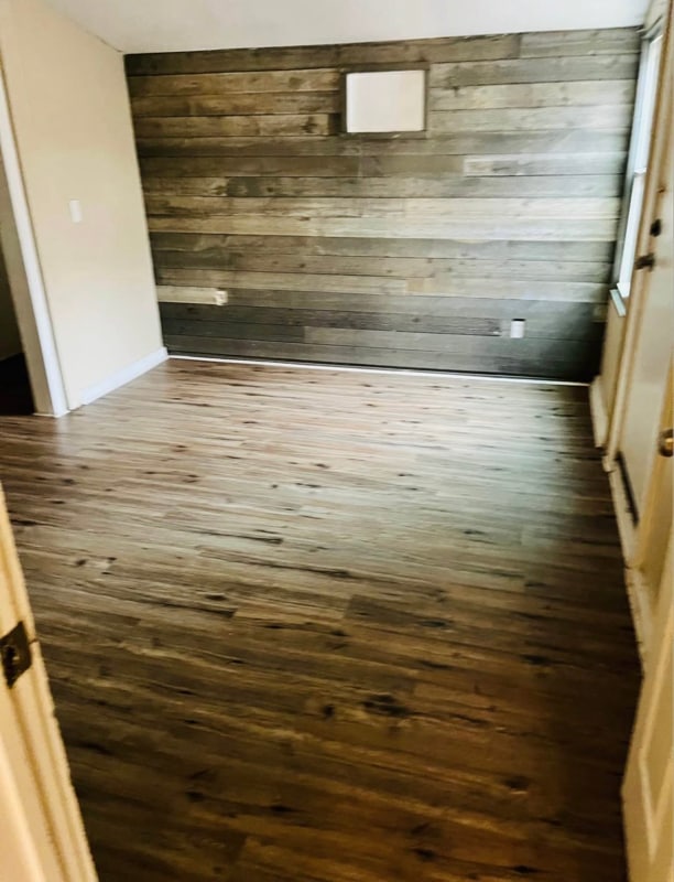 Building Photo - 1801 Duncan Ave