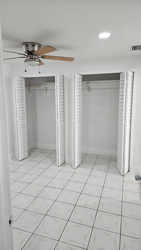 Foto del edificio - 951 W 53rd St