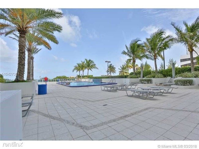 Building Photo - 6917 Collins Ave