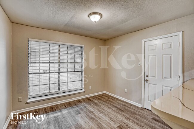 Building Photo - 18742 Glen Briar Ln