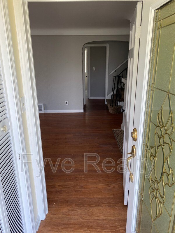 Foto del edificio - 4163 E 147th St