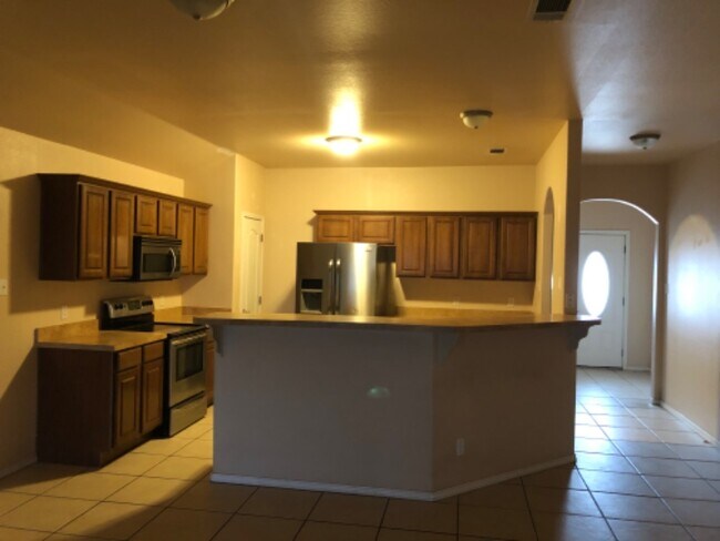 Foto del edificio - 5541 Medford Ct
