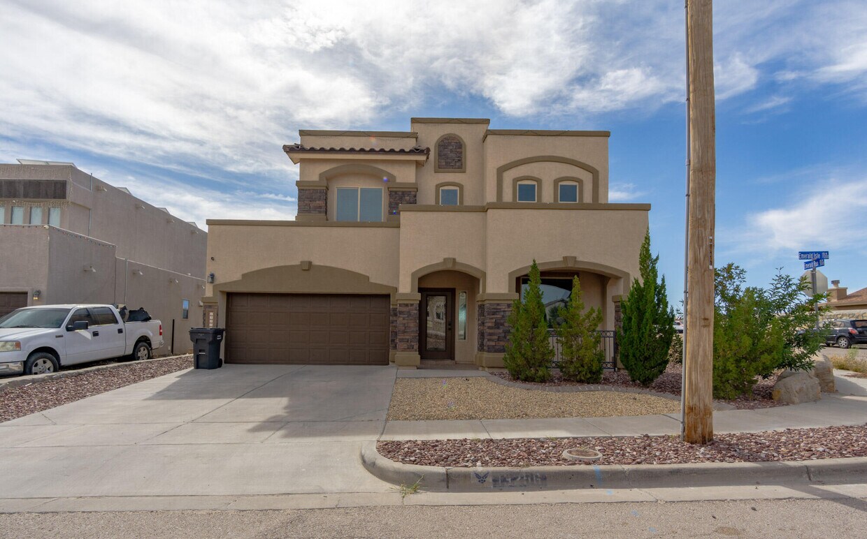 13256 Emerald Isle St, Horizon City, TX 79928 House for Rent in