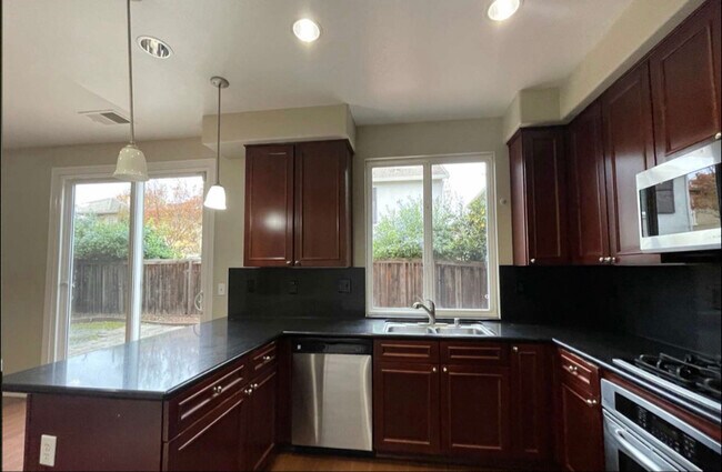 Foto del edificio - 3938 Hidden Grove Ln