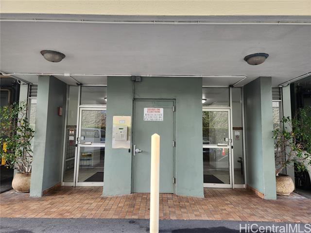 Foto del edificio - 620 McCully St