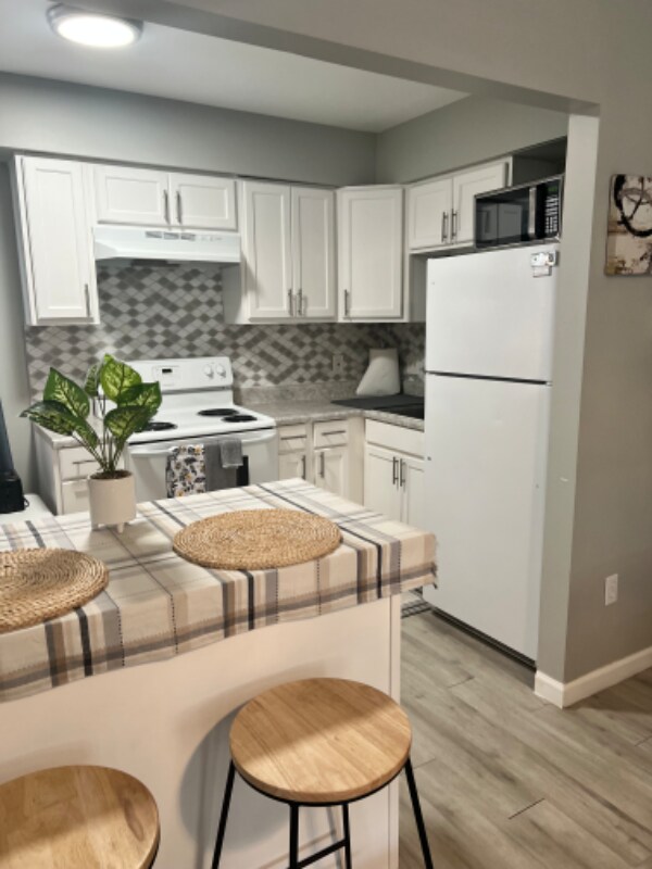 Foto principal - 7123 Glendale Ave