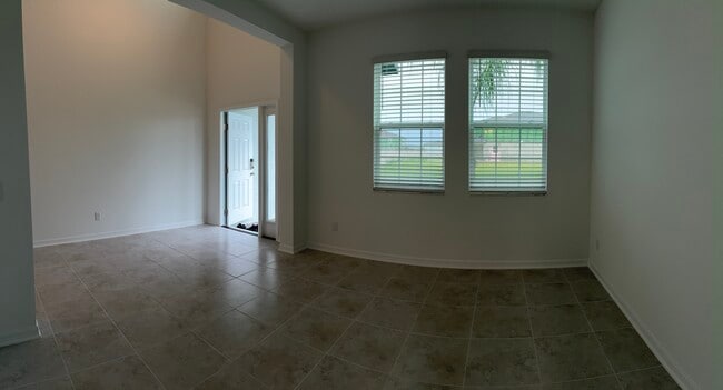 Building Photo - 3258 Autumn Rock Dr