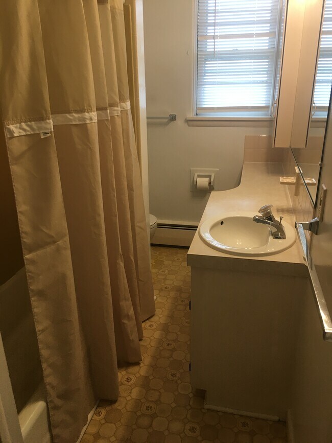 125 N Center St Unit 2, Cleona, PA 17042 Apartments in Cleona, PA