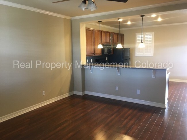 Foto del edificio - 6469 S Potomac St