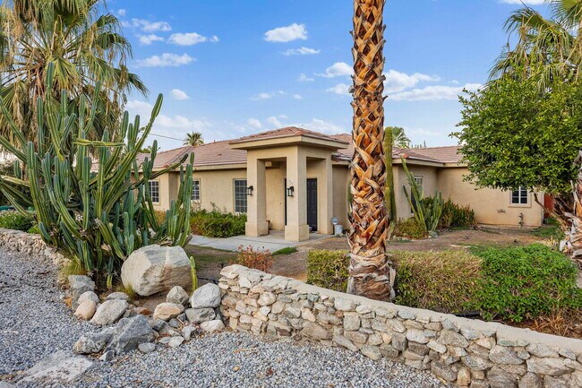 Foto del edificio - 38280 Bel Air Dr