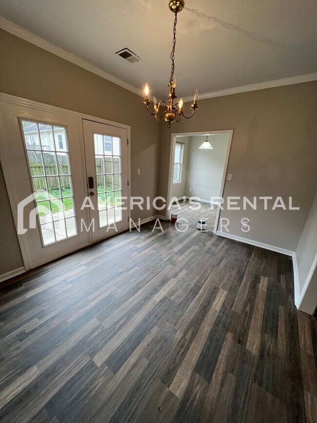 Foto del edificio - MOVE-IN SPECIAL!!! - Townhome For Rent In Pelham!!! Available NOW!! - RECEIVE A $500 GIFT CARD AF...