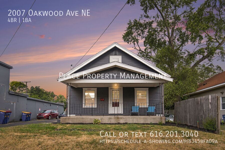 Primary Photo - 2007 Oakwood Ave NE