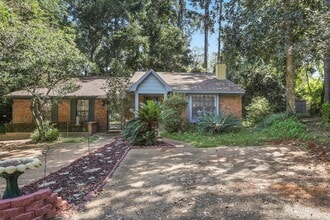 Building Photo - 1181 Brafforton Way