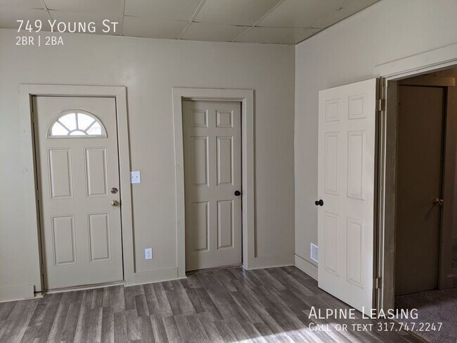 Building Photo - Franklin 2BR/2BATH House w/Central Air!