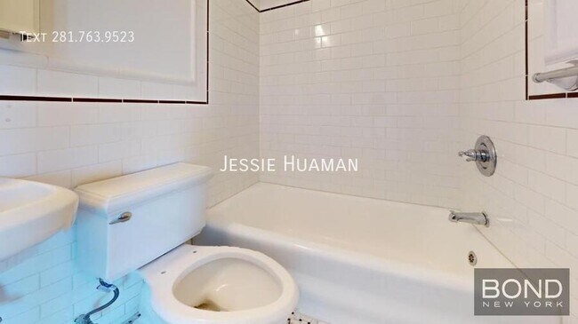 Foto del edificio - 95 Christopher St