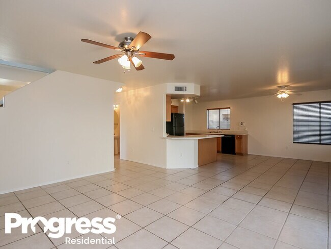 Foto del edificio - 6802 S 42nd Dr