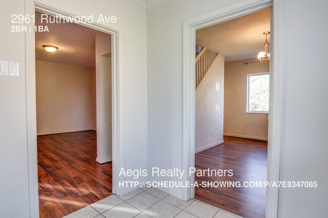 Foto del edificio - 2961 Ruthwood Ave