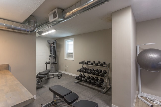 2BD 1BA - Arlington Green