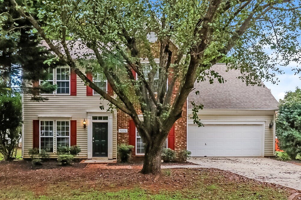 Foto principal - 7224 Rock Island Rd