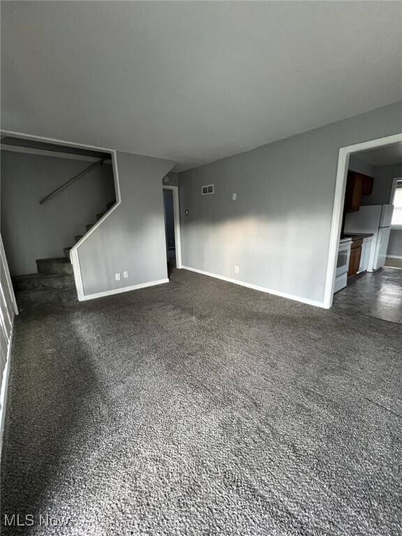 635 N Hazelwood Ave Youngstown, OH 44509 – photo 2