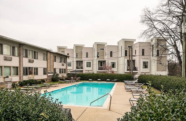 HISTORIC WAVERLY One Bedroom One Bath Condo - HISTORIC WAVERLY One Bedroom One Bath Condo
