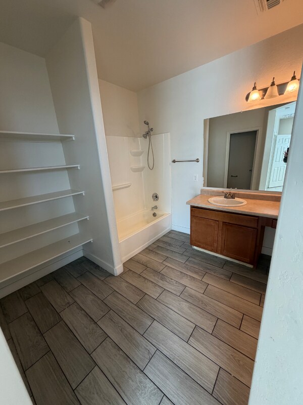 Building Photo - 4923 S 99th Dr