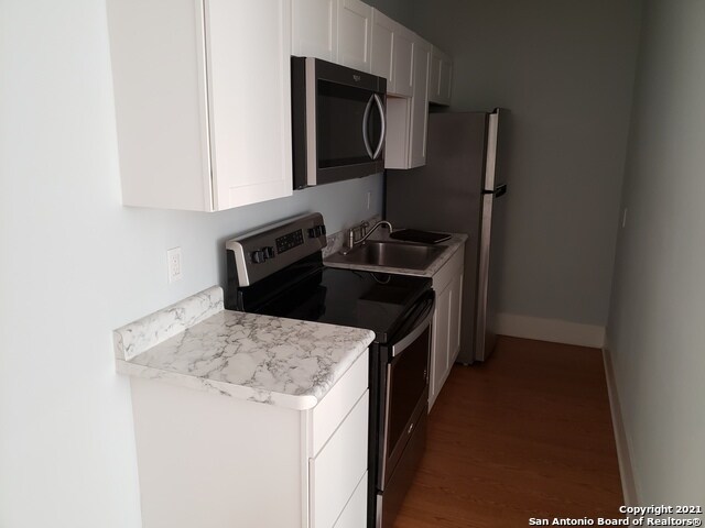 Foto del edificio - 1120 W Woodlawn Ave