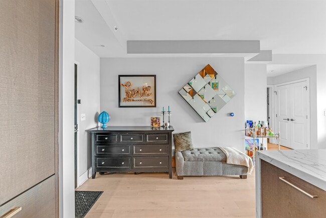 Foto del edificio - 1400 Hudson St