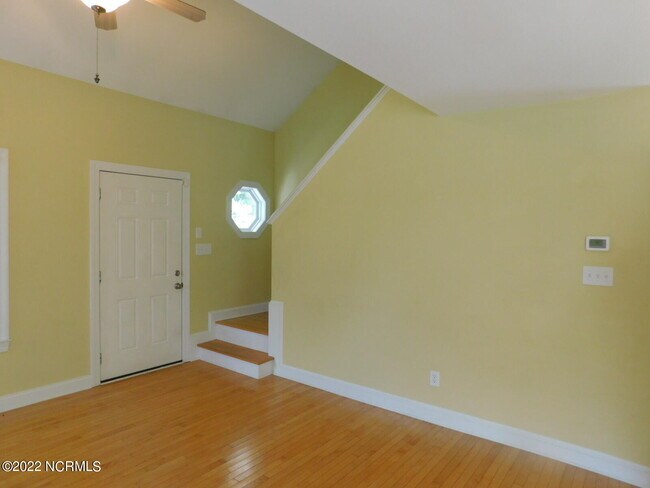 Foto del edificio - 328 Live Oak St