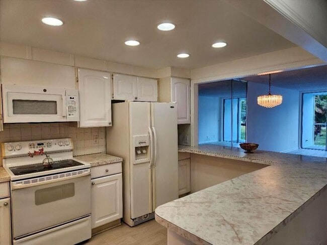 Building Photo - 2000 S Federal Hwy