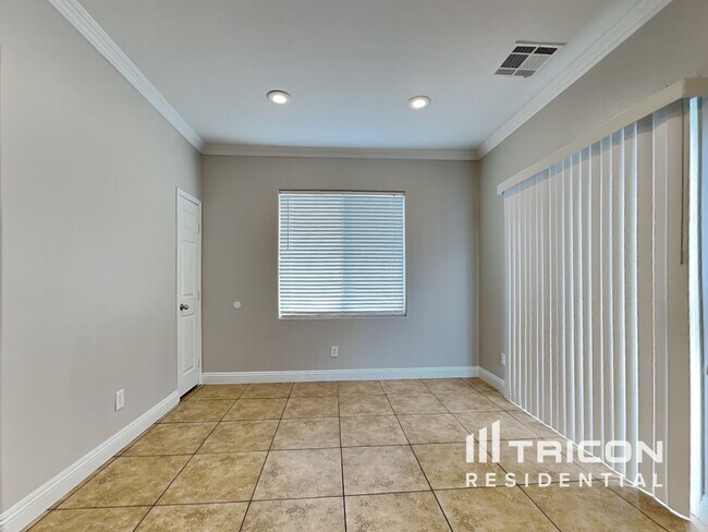 Building Photo - 5845 Parrot Cove Court Las Vegas NV