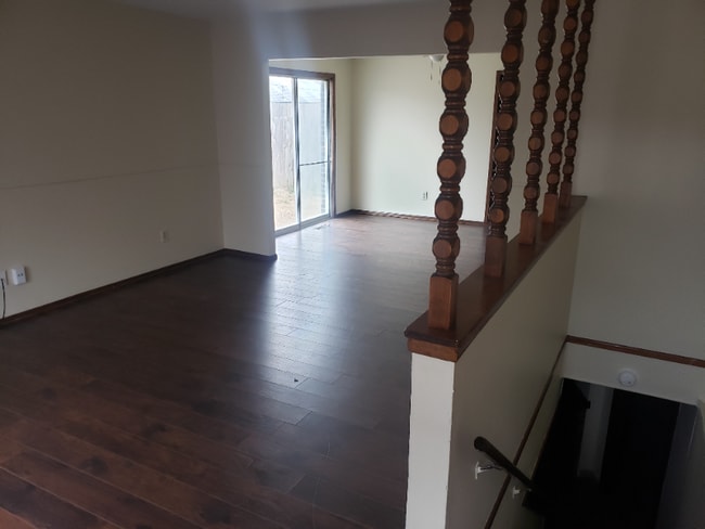 Building Photo - 3117 S Pinecrest St