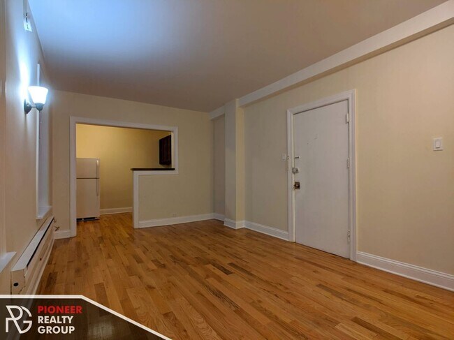 Foto del edificio - 1347 N Dearborn St