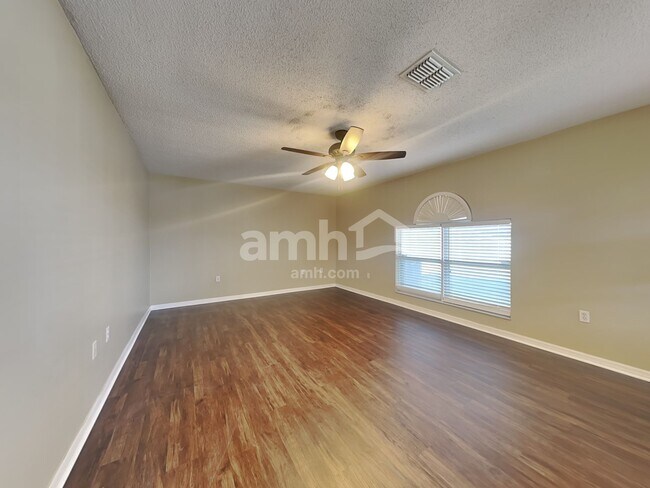 Foto del edificio - 12621 Lake Vista Dr