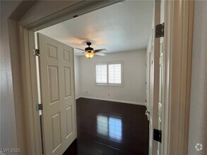 Building Photo - 8154 Old Creek Ranch St