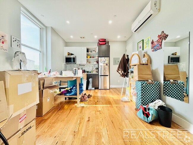 Building Photo - New 2 BEd in Fort Greene with Roof Deck & ...