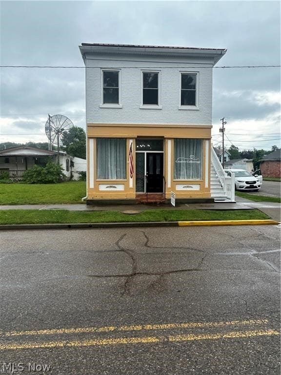 Building Photo - 501 Main St
