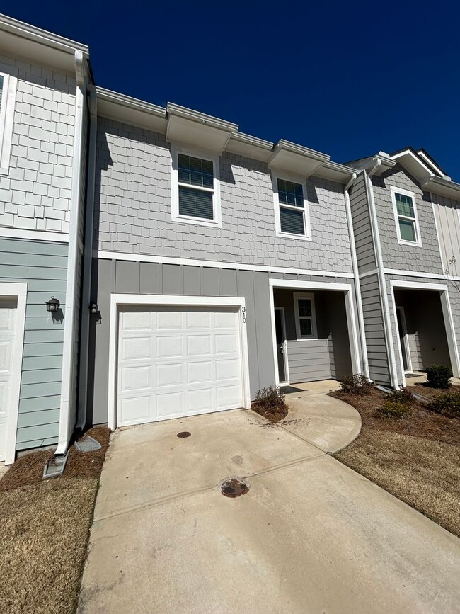 Building Photo - Nice 3/2.5 Townhouse in Cartersville- $1,695