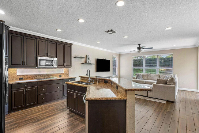 Building Photo - 15831 Menton Bay Ct
