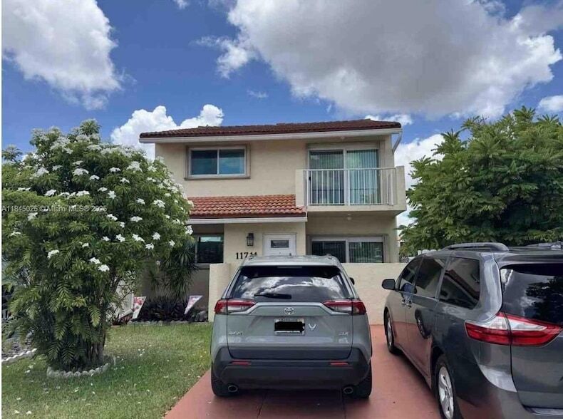 Foto principal - 11711 SW 13th St