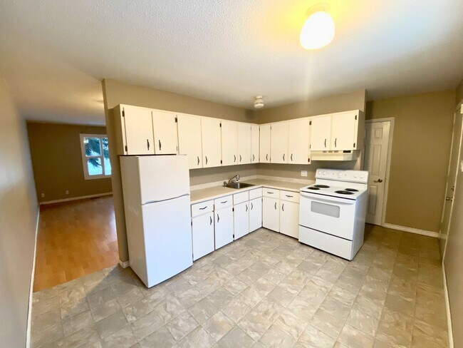 Photo du bâtiment - E18-1900 Strathcona Avenue, Prince George, BC, Canada